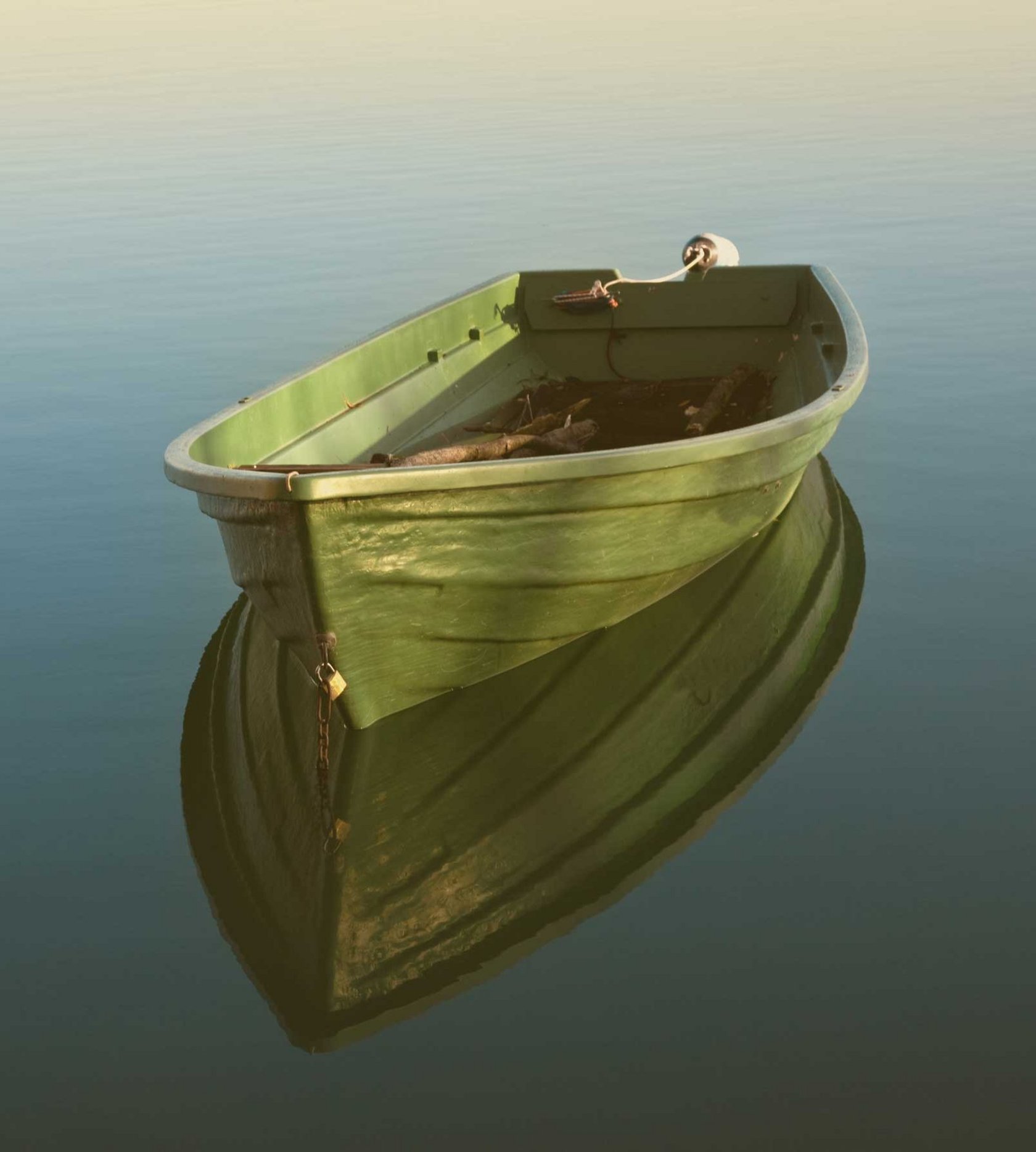 Leeres Boot auf einem See